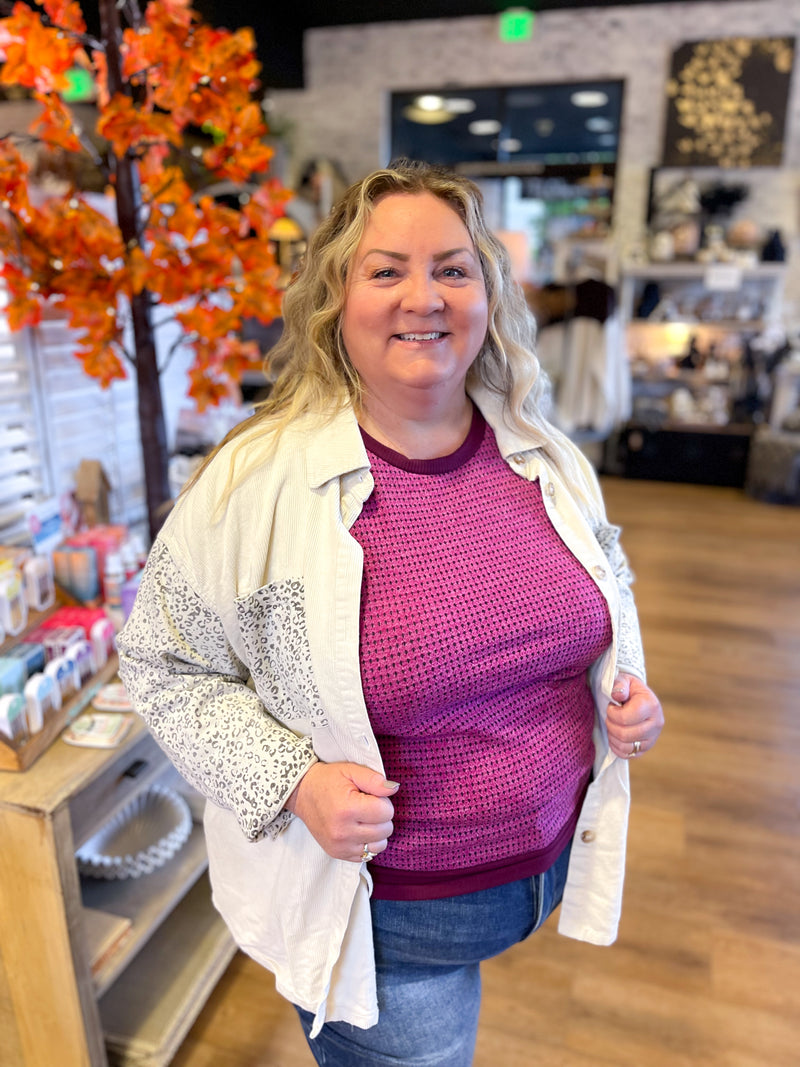 Curvy Sleeveless Contrast Knit Top