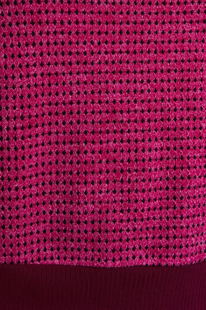 Sleeveless Contrast Knit Top