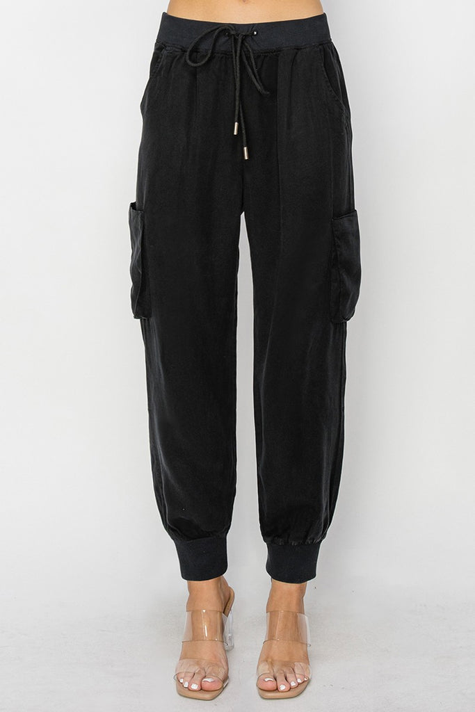 Risen Black Cargo Joggers – Salem